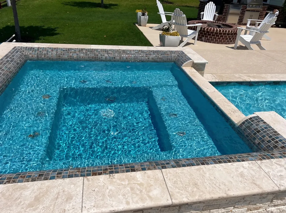 Rivers Edge Pools build